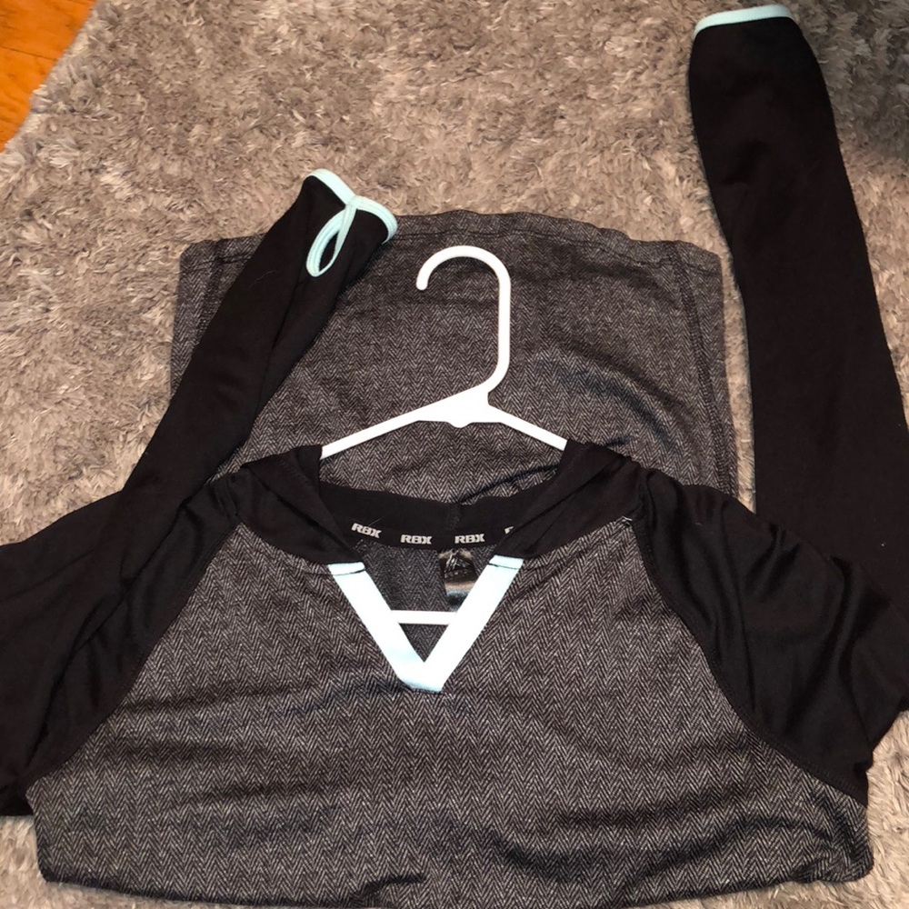 Workout pullover